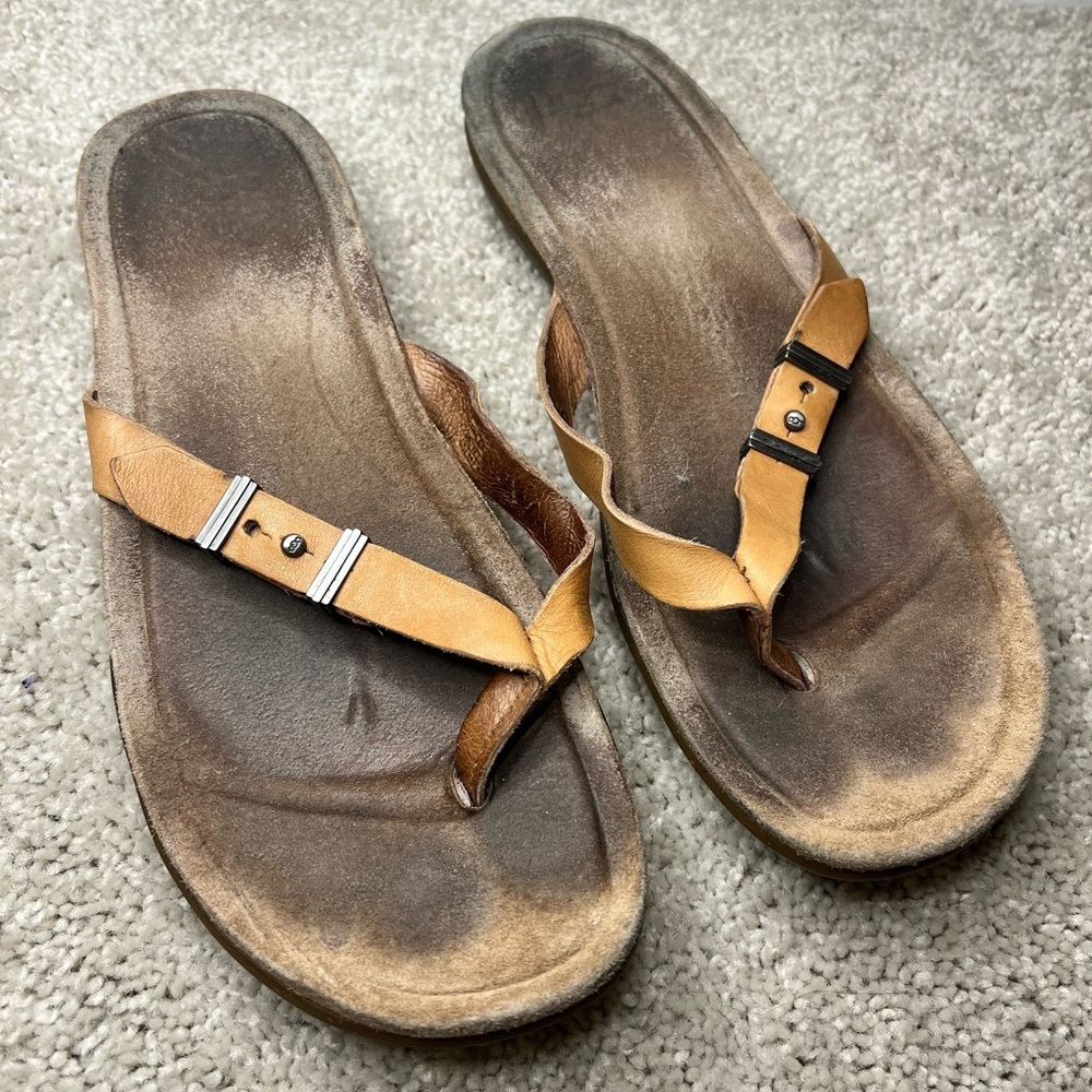Ugg Flip Flops